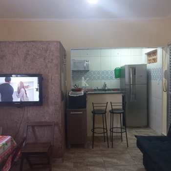 Kitnet em Praia Grande, bairro Boqueirão