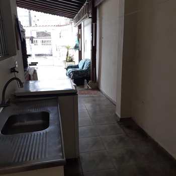 Casa em Praia Grande, bairro Aviação