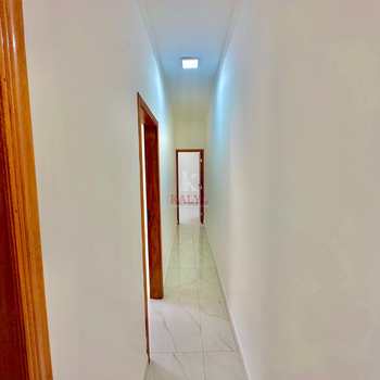 Casa em Praia Grande, bairro Caiçara