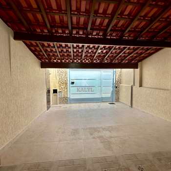 Casa em Praia Grande, bairro Caiçara