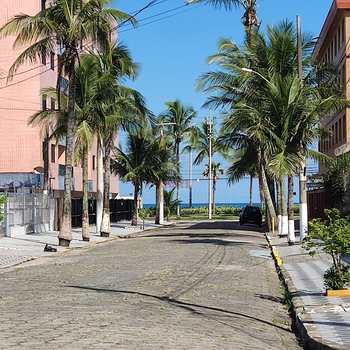 Casa em Praia Grande, bairro Real