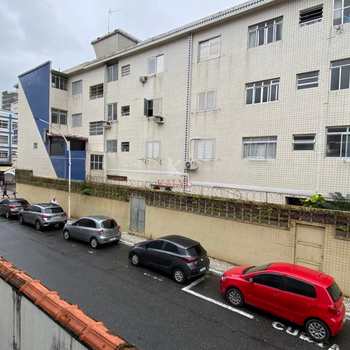 Kitnet em Praia Grande, bairro Boqueirão