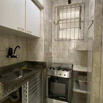 Kitnet em Praia Grande, bairro Boqueirão