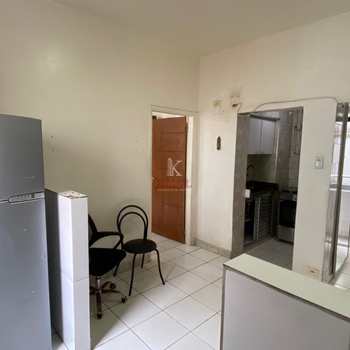 Kitnet em Praia Grande, bairro Boqueirão