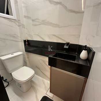 Casa de Condomínio em Praia Grande, bairro Guilhermina