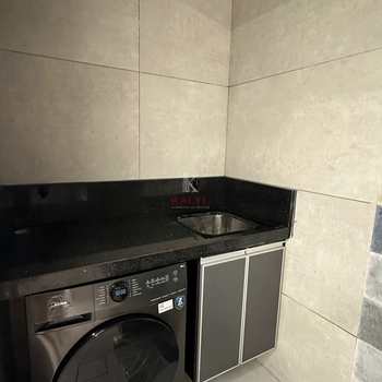 Casa de Condomínio em Praia Grande, bairro Guilhermina