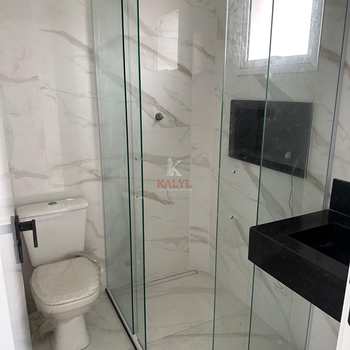 Casa de Condomínio em Praia Grande, bairro Guilhermina