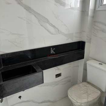 Casa de Condomínio em Praia Grande, bairro Guilhermina