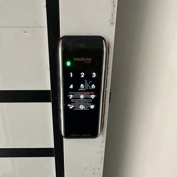 Casa de Condomínio em Praia Grande, bairro Guilhermina