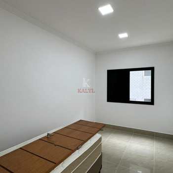 Apartamento em Praia Grande, bairro Canto do Forte