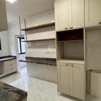 Apartamento em Praia Grande, bairro Canto do Forte