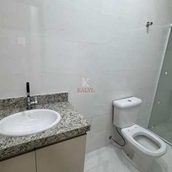 Apartamento em Praia Grande, bairro Canto do Forte