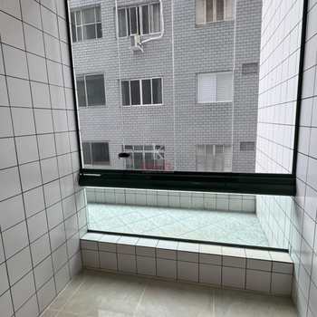 Apartamento em Praia Grande, bairro Canto do Forte