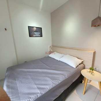 Flat em Praia Grande, bairro Boqueirão