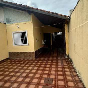 Casa em Praia Grande, bairro Balneário Maracanã