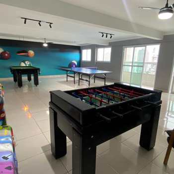 Apartamento em Praia Grande, bairro Guilhermina