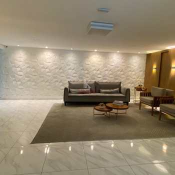 Apartamento em Praia Grande, bairro Guilhermina