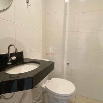 Apartamento em Praia Grande, bairro Guilhermina