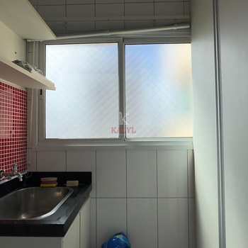 Apartamento em Praia Grande, bairro Guilhermina