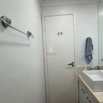 Apartamento em Praia Grande, bairro Guilhermina