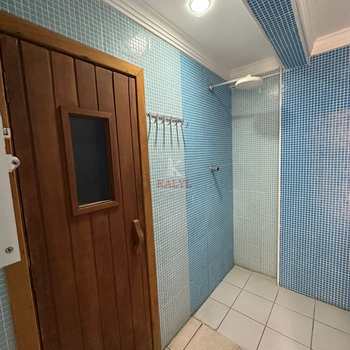 Apartamento em Praia Grande, bairro Guilhermina