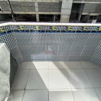 Apartamento em Praia Grande, bairro Guilhermina