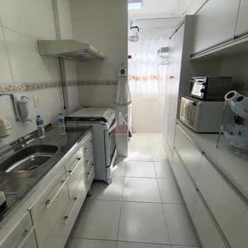 Apartamento em Praia Grande, bairro Guilhermina