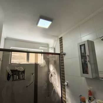 Apartamento em Praia Grande, bairro Guilhermina