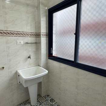 Apartamento em Praia Grande, bairro Ocian