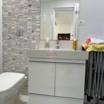 Apartamento em Praia Grande, bairro Guilhermina