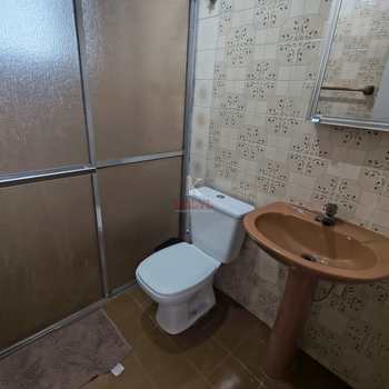 Apartamento em Praia Grande, bairro Guilhermina