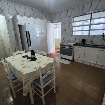Apartamento em Praia Grande, bairro Guilhermina