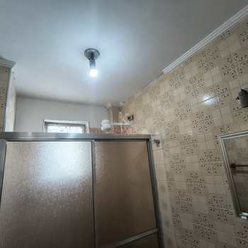 Apartamento em Praia Grande, bairro Guilhermina