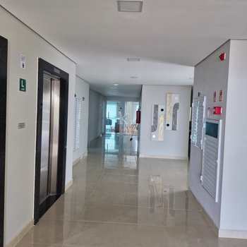 Apartamento em Praia Grande, bairro Real