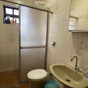 Casa em Praia Grande, bairro Balneário Maracanã