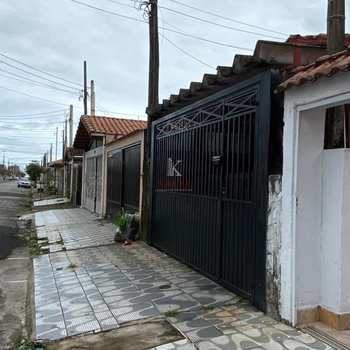 Casa em Praia Grande, bairro Balneário Maracanã