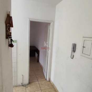 Kitnet em Praia Grande, bairro Canto do Forte