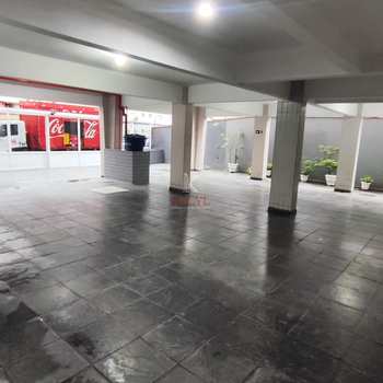 Kitnet em Praia Grande, bairro Canto do Forte