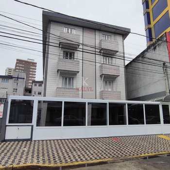 Kitnet em Praia Grande, bairro Canto do Forte