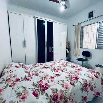 Casa em Praia Grande, bairro Caiçara