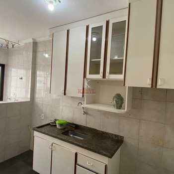Apartamento em Praia Grande, bairro Guilhermina