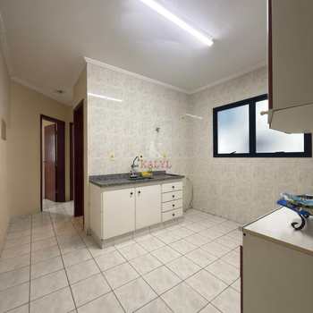 Apartamento em Praia Grande, bairro Guilhermina