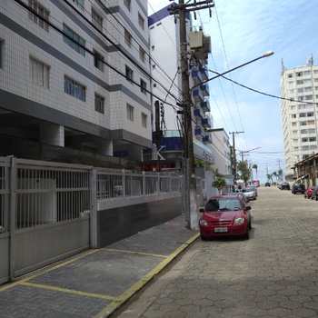 Apartamento em Praia Grande, bairro Ocian