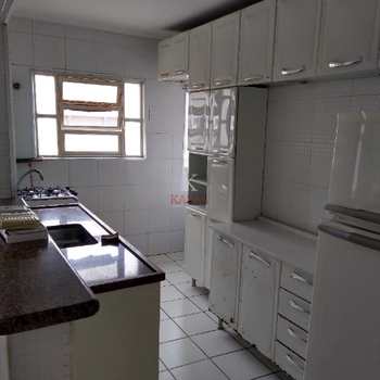 Apartamento em Praia Grande, bairro Ocian