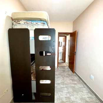 Apartamento em Praia Grande, bairro Caiçara