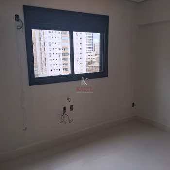 Apartamento em Praia Grande, bairro Guilhermina