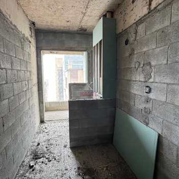 Apartamento em Praia Grande, bairro Guilhermina