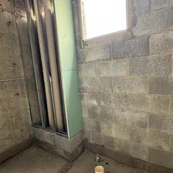 Apartamento em Praia Grande, bairro Guilhermina