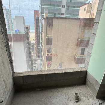 Apartamento em Praia Grande, bairro Guilhermina