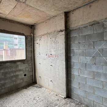 Apartamento em Praia Grande, bairro Guilhermina